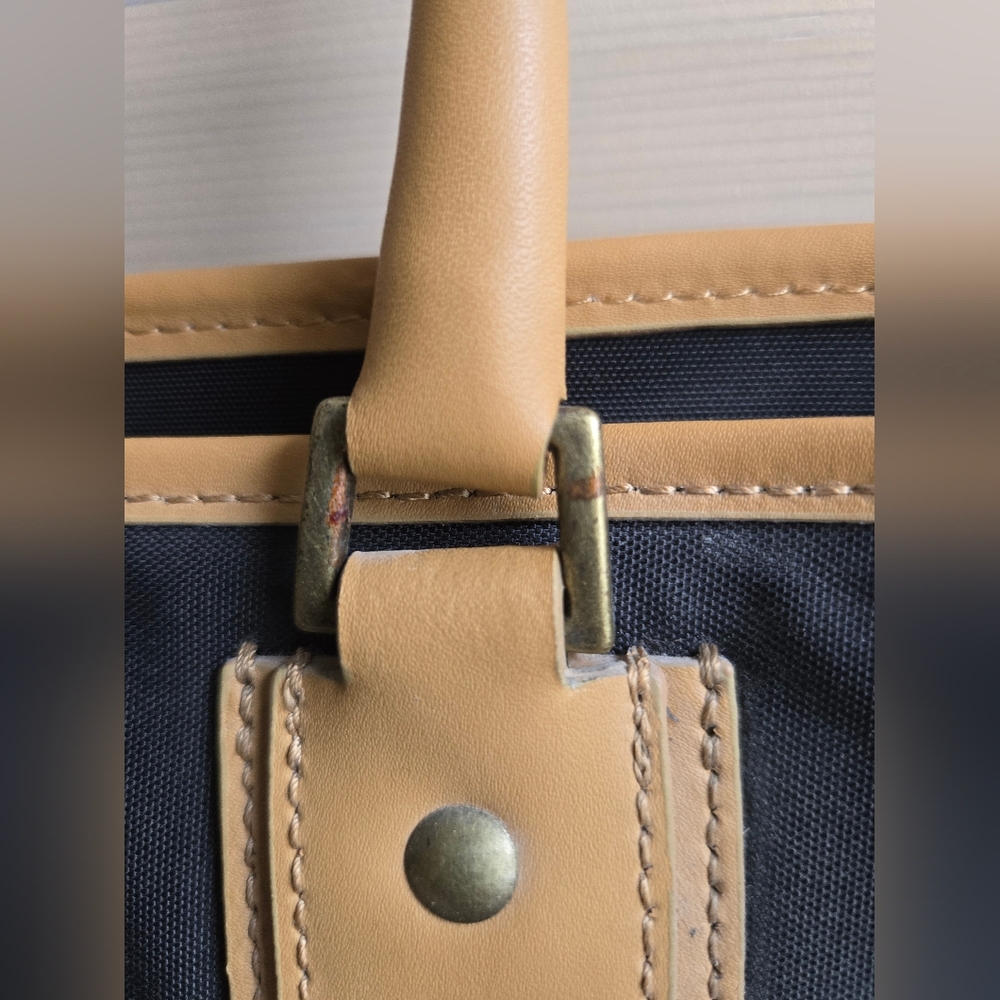 Hartmann Canvas And Leather Zippered Tote - Picture 3 of 11